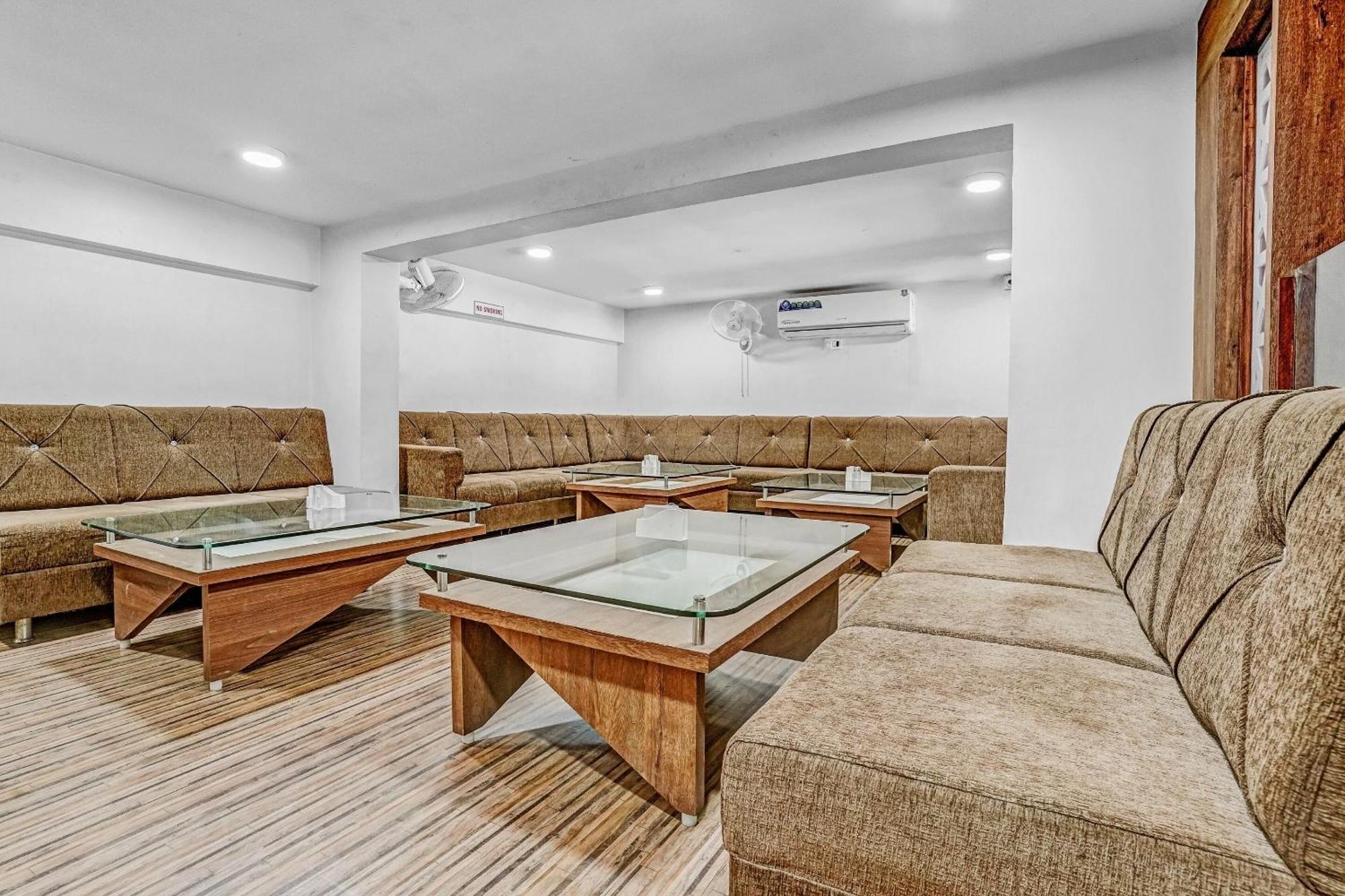 Super Hotel O Homely Stay Аурангабад Экстерьер фото